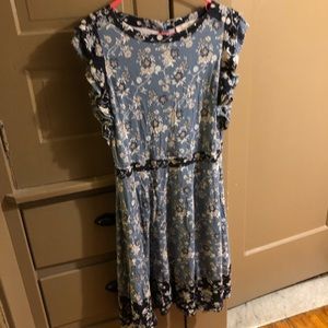 Pretty Floral Midi Dress